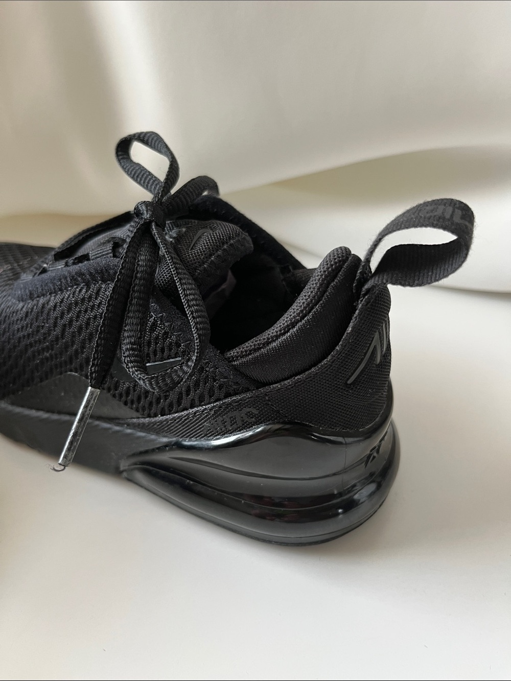 Nike Air Max Kids Black Mesh Air Cushion Sneakers - Picture 3 of 17